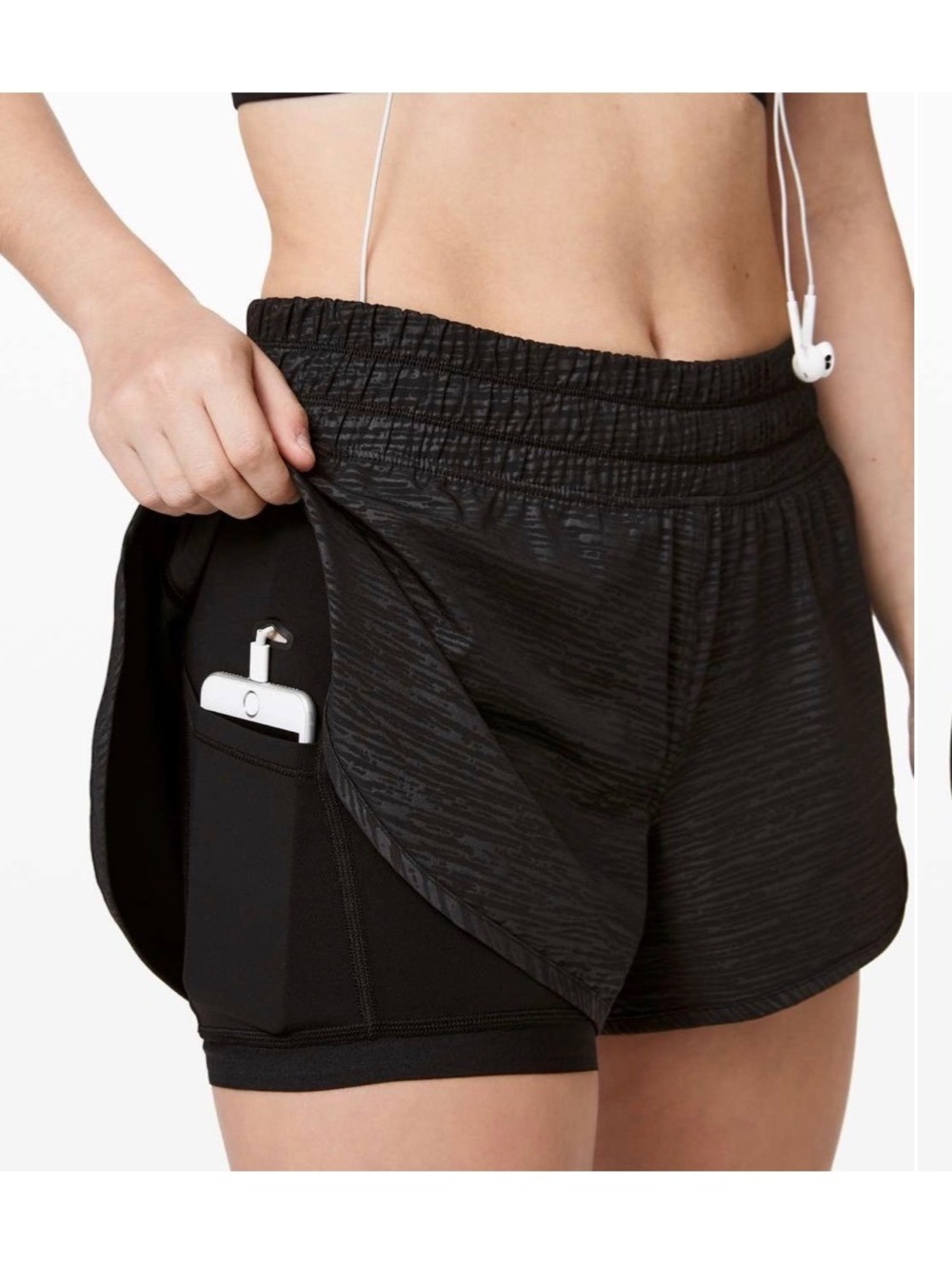 Lululemon x Peloton Bootcamp Ready Short 3.5" Stride Emboss Black size 6 NEW